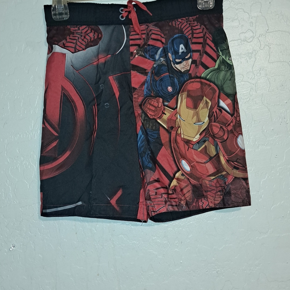 2  pair of Boys Swim trunks, size 6/7, good condition